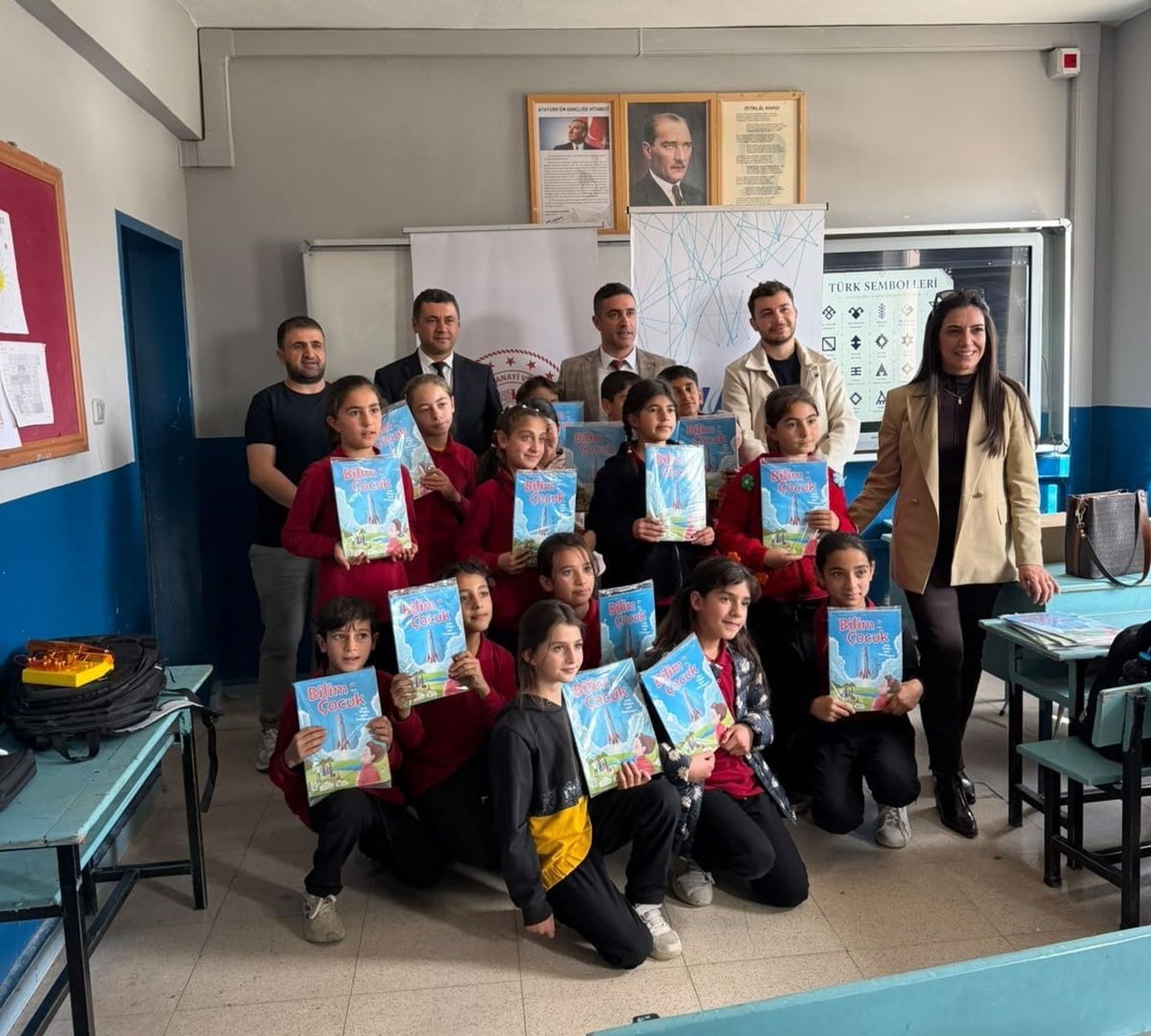 VAN SANAYİ VE TEKNOLOJİ İL MÜDÜRÜ AHMET ÖZTEPE’NİN ÖNCÜLÜĞÜNDE, SARAY İLÇESİNDEKİ OKULLARDA EĞİTİM...