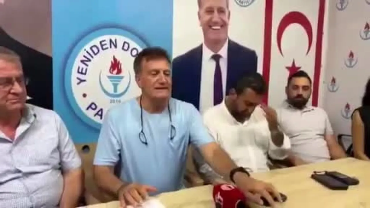 KKTC Başbakanı Ünal Üstel tarafından Bayındırlık ve Ulaştırma Bakanlığı görevinden alınan Yeniden...