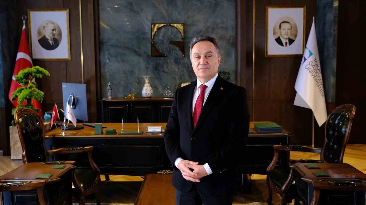 TOKAT GAZİOSMANPAŞA ÜNİVERSİTESİ REKTÖRÜ PROF. DR. FATİH YILMAZ