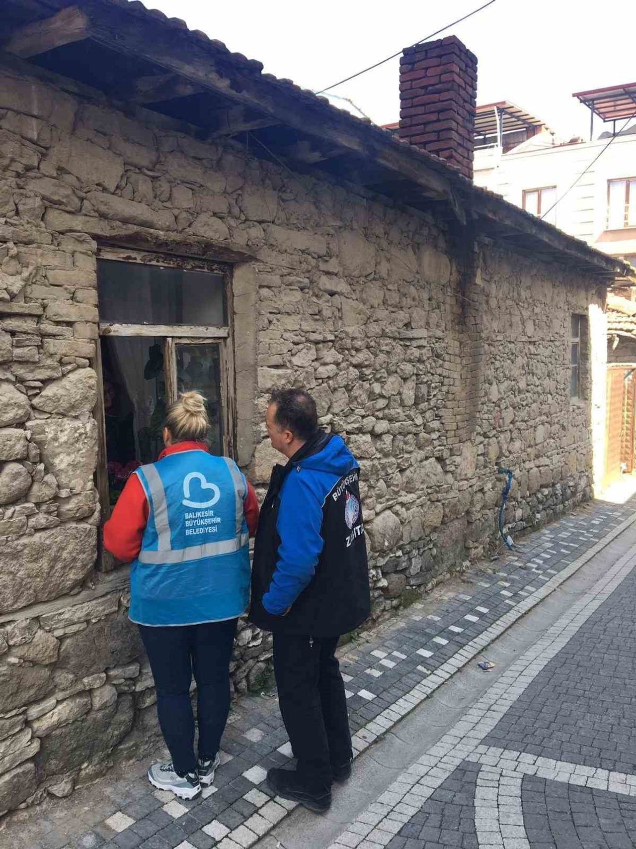 BÜYÜKŞEHİR'DEN İHTİYAÇ SAHİPLERİNE DOĞALGAZ DÖNÜŞÜMÜ