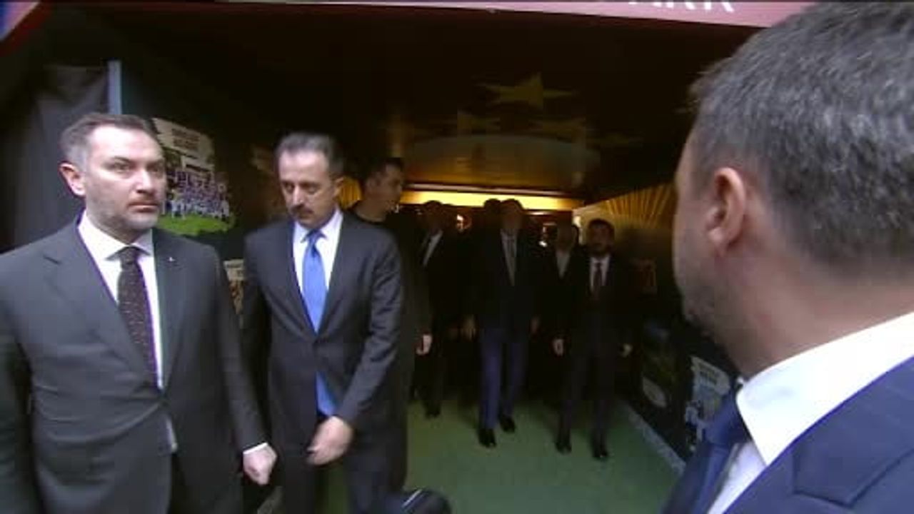 Cumhurbaşkanı Erdoğan: " TÜGVA, bu seneki yaz okullarında 700 binden fazla katılımcıya ulaşarak...