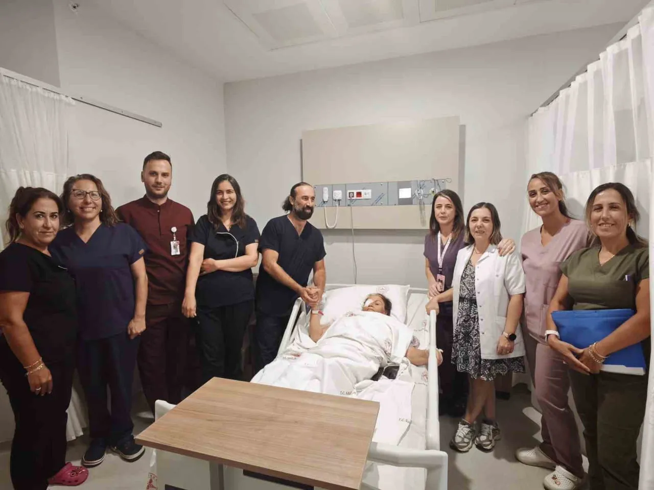 MARMARİS DEVLET HASTANESİ’NDE KATARAKT CERRAHİSİNDE YENİ DÖNEM