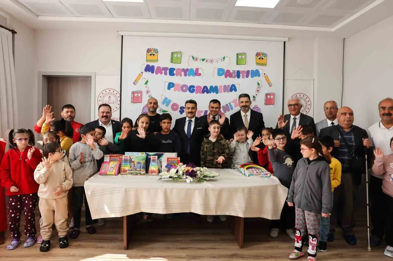 SİVAS'TA ÖZEL GEREKSİNİMLİ ÖĞRENCİLERİN EĞİTİM SÜREÇLERİNE KATKI SAĞLAMAK AMACIYLA TEMİN EDİLEN...