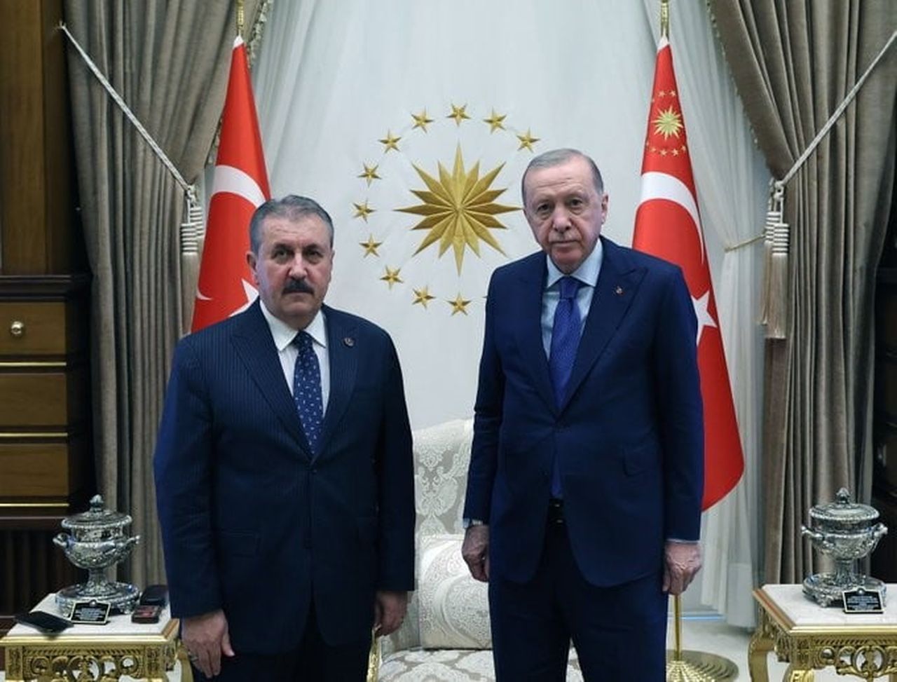CUMHURBAŞKANI RECEP TAYYİP ERDOĞAN, BÜYÜK BİRLİK PARTİSİ (BBP) GENEL BAŞKANI MUSTAFA DESTİCİ'Yİ...