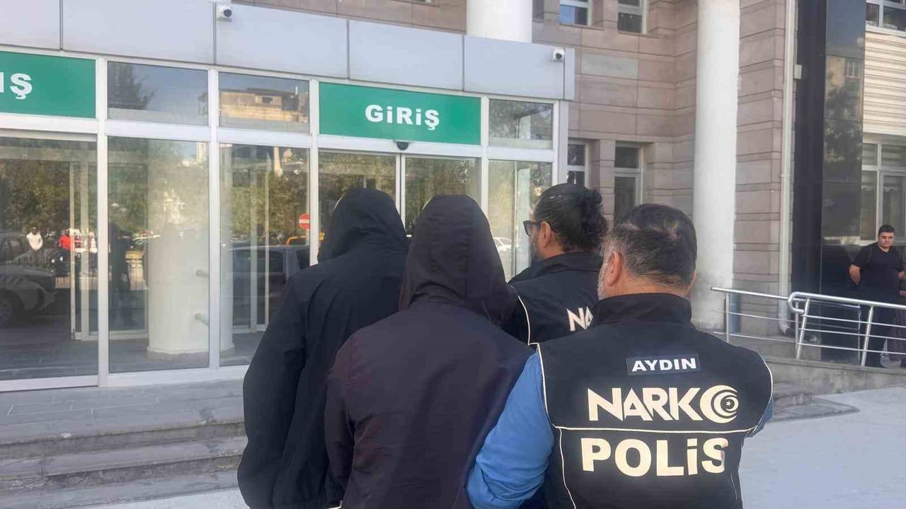 AYDIN'IN KUŞADASI İLÇESİNDE UYUŞTURUCU İLE MÜCADELE KAPSAMINDA GERÇEKLEŞTİRİLEN OPERASYONDA 2...