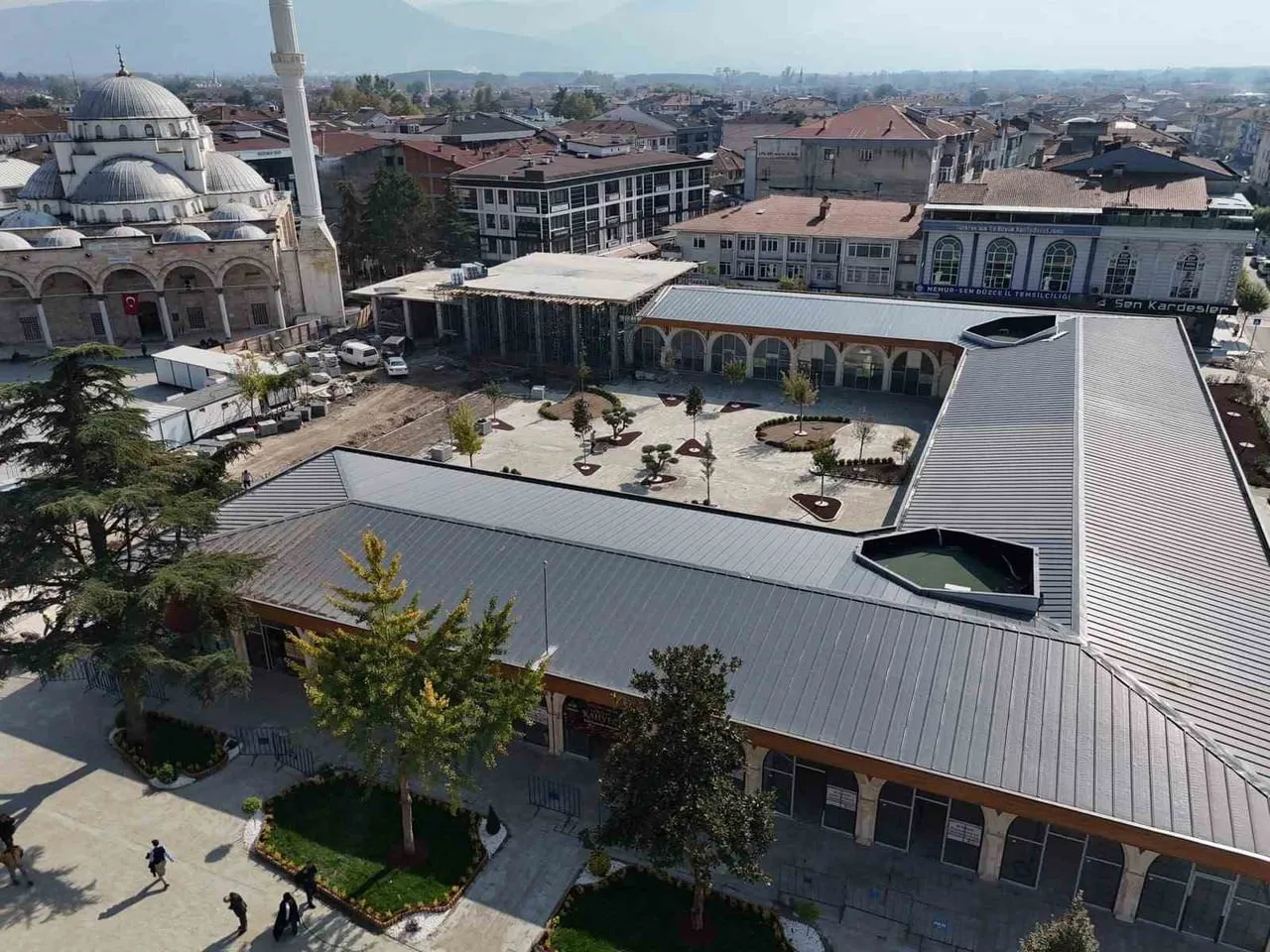 DÜZCE BELEDİYESİ TARAFINDAN “CAMİ, ÇARŞI, MEYDAN” KONSEPTİYLE HAYATA GEÇİRİLEN CEDİDİYE KENT...