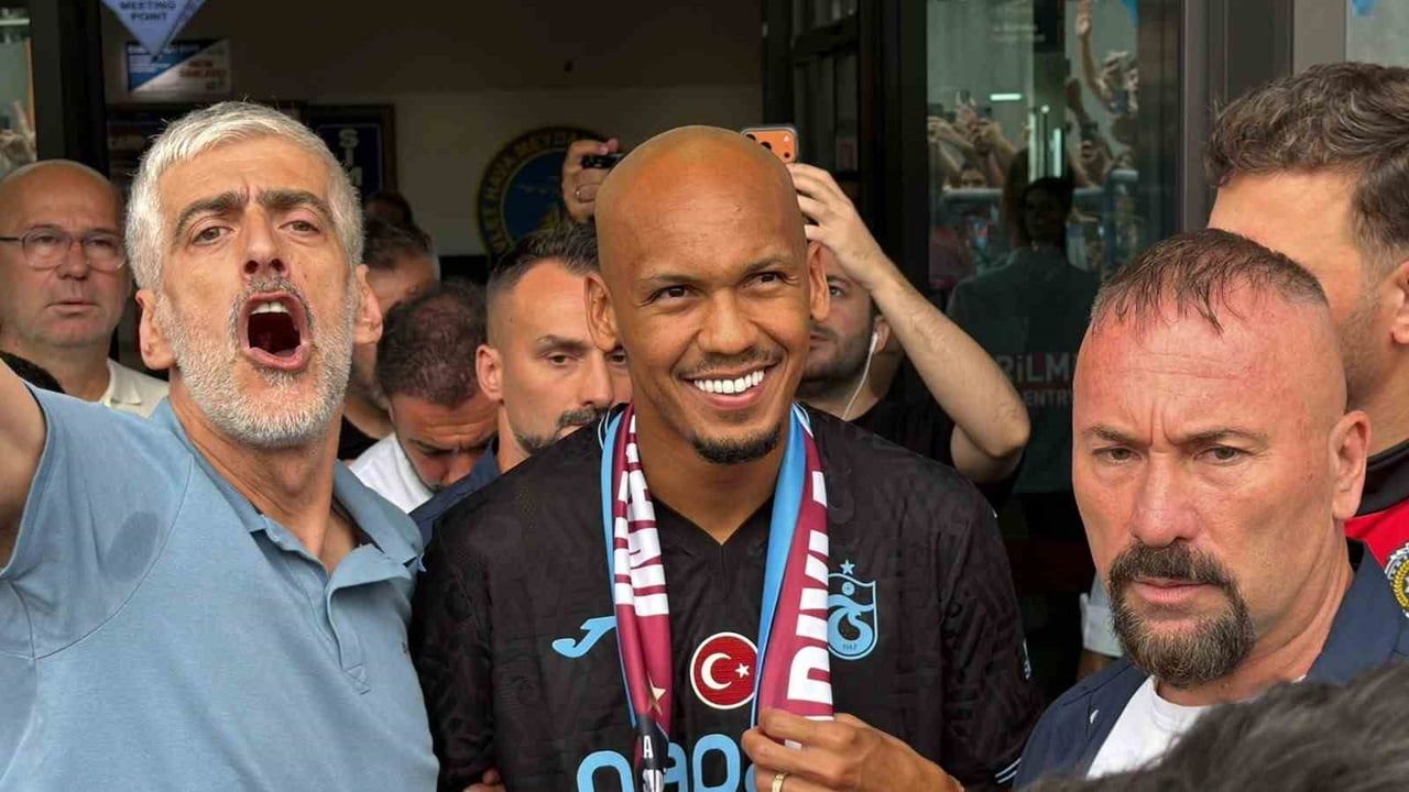 TRABZONSPOR, TRANSFER GÖRÜŞMELERİNDE BULUNDUĞU BREZİLYALI ORTA SAHA OYUNCUSU FABİNHO’YU TRABZON’A...