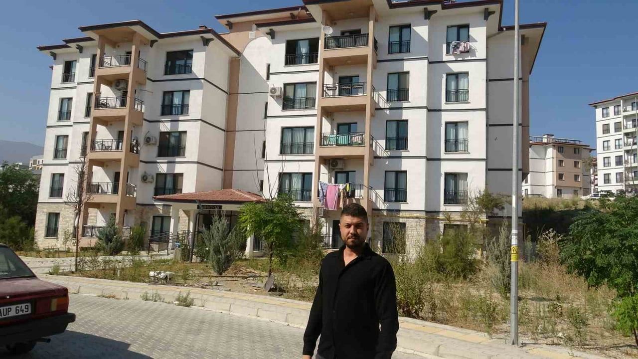 EV ALMA HAYALİYLE DOLANDIRILAN SERKAN SÜRMELİ