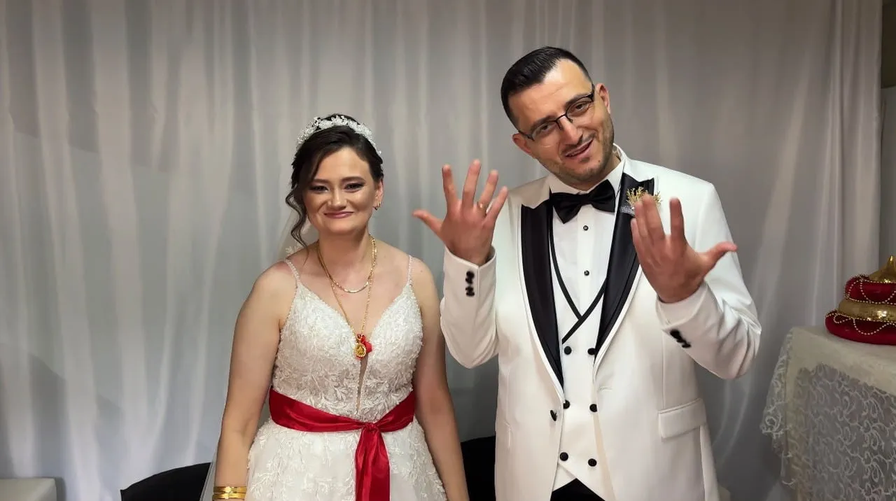 KIRKLARELİ’NİN BABAESKİ İLÇESİNDE YAŞAYAN İŞİTME VE KONUŞMA ENGELLİ SİMAY, SOSYAL MEDYADA...