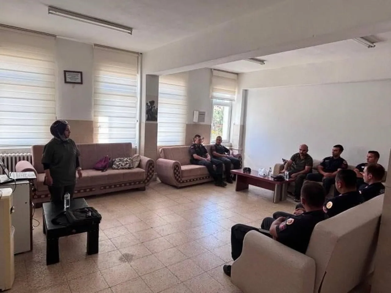 BİLECİK'TE JANDARMA PERSONELİNE AV KORUMA VE BİYOKAÇAKÇILIK EĞİTİMİ VERİLDİ.