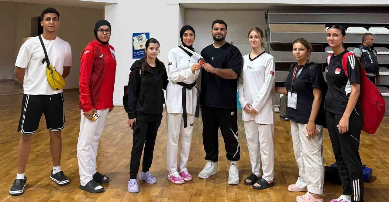 ÜMİTLER TÜRKİYE ŞAMPİYONASI’NDA KAYSERİLİ SPORCU ESMA NUR YILMAZ, TÜRKİYE 3.'SÜ OLDU.