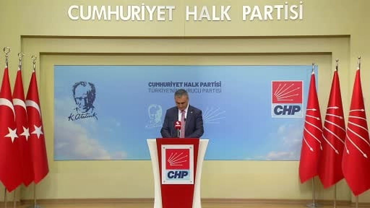 CHP'de 2 büyükşehir belediye meclis üyesi ve bir belediye başkanı disipline sevk edildi