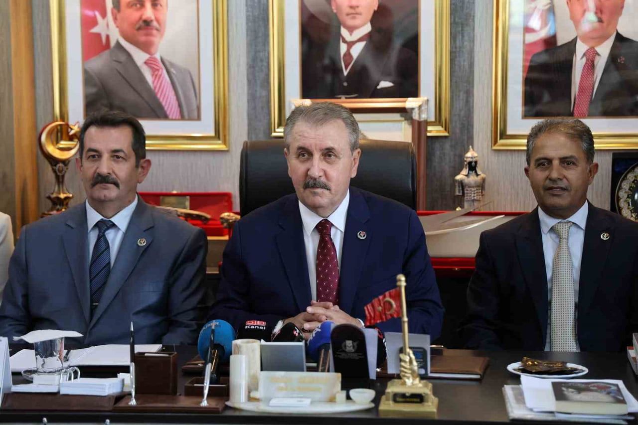 BBP GENEL BAŞKANI MUSTAFA DESTİCİ, SİVAS’TA BASIN TOPLANTISI DÜZENLEDİ