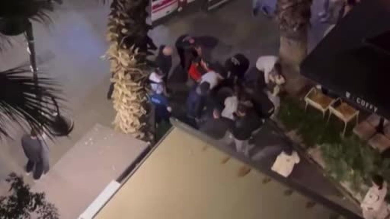 Silivri Sahilinde Kavga: 1 Yaralı