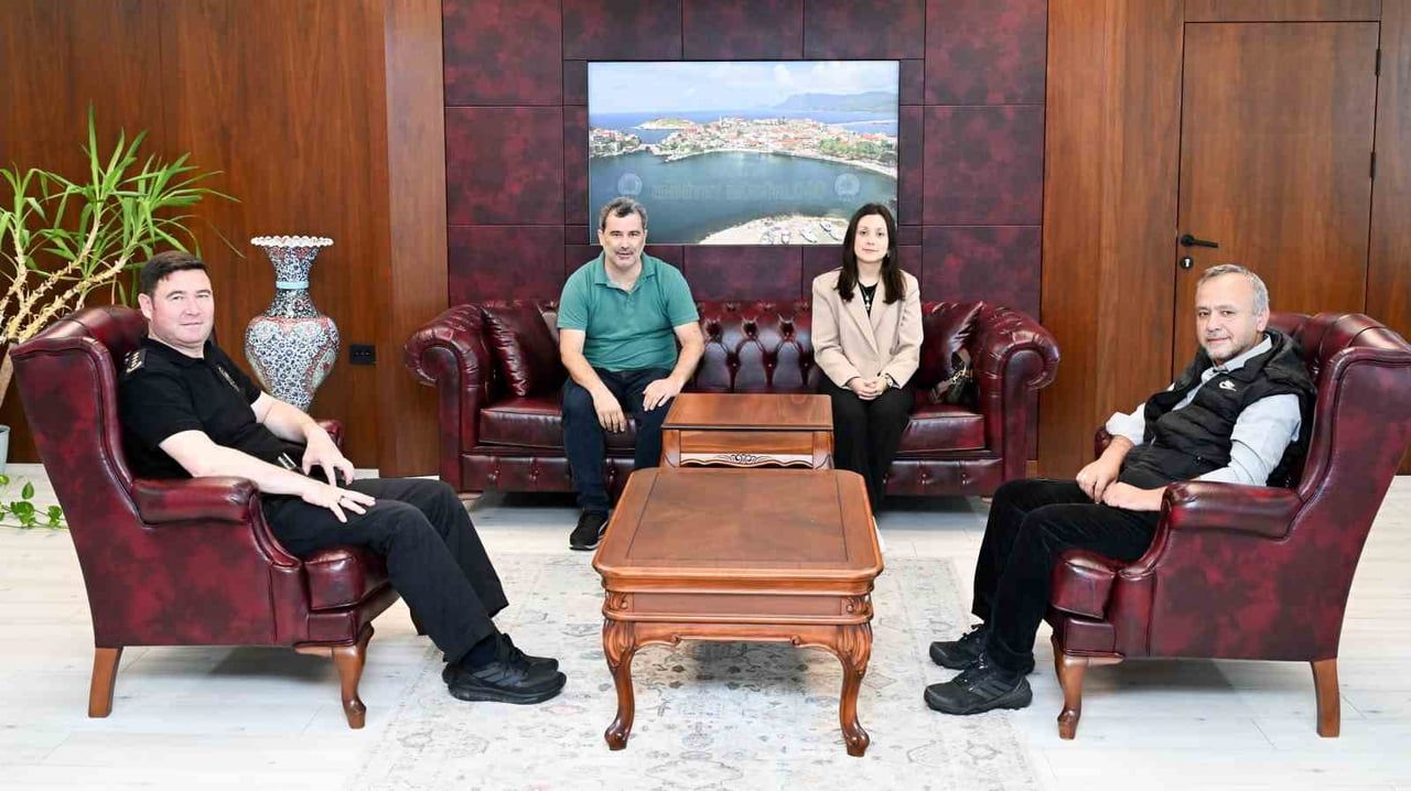 İHA BARTIN TEMSİLCİSİ SERHAT DEMİR, İHA BARTIN MUHABİRİ EDA KOÇ, HERGÜN GAZETESİ MUHABİRİ ERKAN...