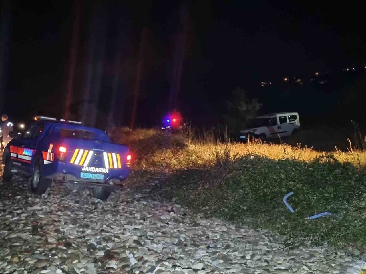 SİNOP’UN LALA KÖYÜ SAHİLİNDE 2 KİŞİNİN BULUNDUĞU TEKNENİN ALABORA OLMASI SONUCU DENİZDE...