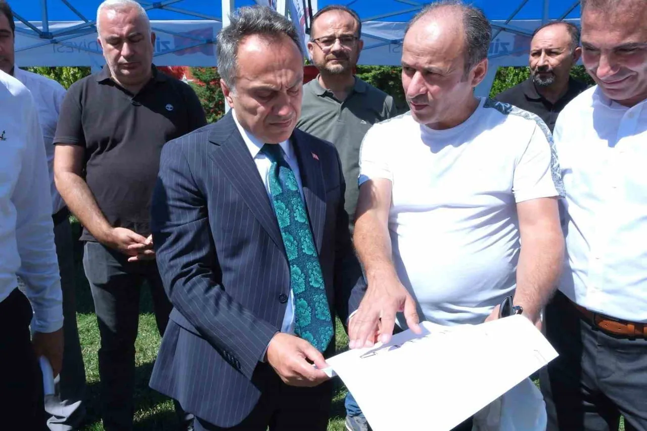 TOKAT GAZİOSMANPAŞA ÜNİVERSİTESİ ZİLE MESLEK YÜKSEKOKULU YERLEŞKESİNDE, 200 KİŞİ KAPASİTELİ OLARAK...