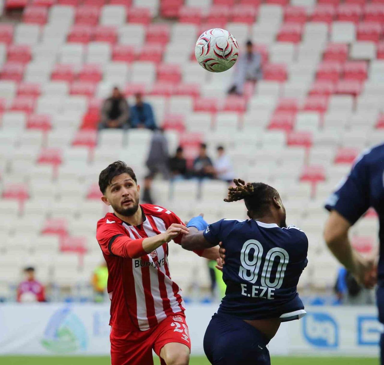 TRENDYOL 1. LİG'İN 11. HAFTASINDA SİVASSPOR, EVİNDE KARŞILAŞTIĞI SARIYER İLE 1-1 BERABERE...