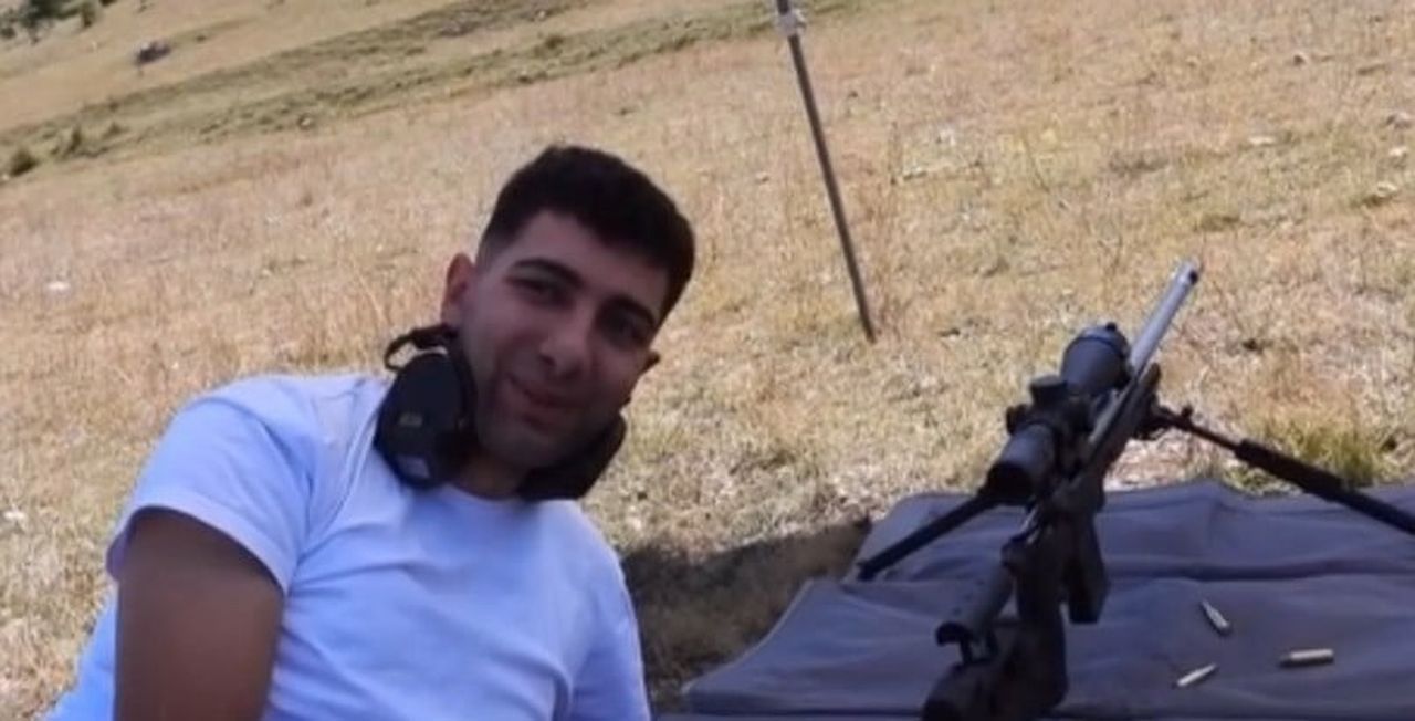 ERZURUM’DA SOSYAL MEDYADA "GAZİ SNİPER" OLARAK BİLİNEN FURKAN DÜZENLİ’NİN OĞLU FARUK DÜZENLİ’NİN...