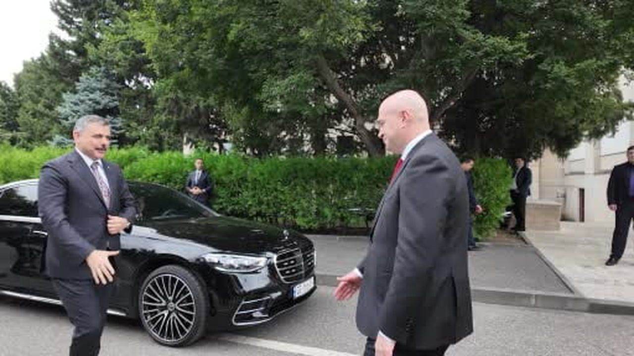 İçişleri Bakanı Mustafa Çiftçi, Gürcistan'a yaptığı resmi ziyarette görevlerini yerine getirirken...