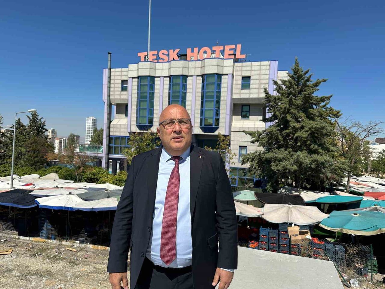TÜRKİYE PAZARCILAR FEDERASYONU GENEL BAŞKANI ALİ KARACA, BERABERİNDEKİ FEDERASYON VE ESNAF...