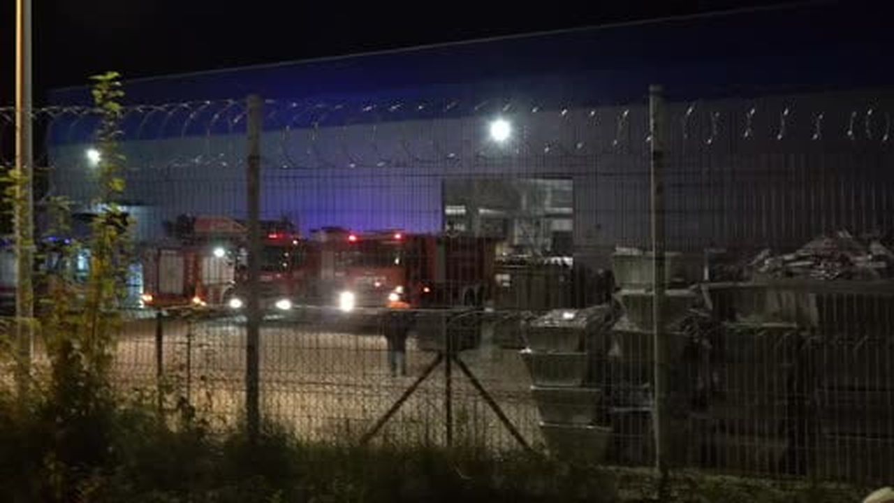 Alüminyum fabrikasında patlama: 1'i ağır 3 yaralı