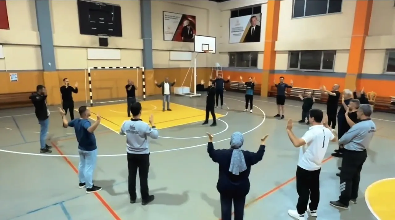 HAKKARİ’NİN YÜKSEKOVA İLÇESİNDE, SAĞLIKLI YAŞAM BİLİNCİNİ ARTIRMAK VE VATANDAŞLARI FİZİKSEL...