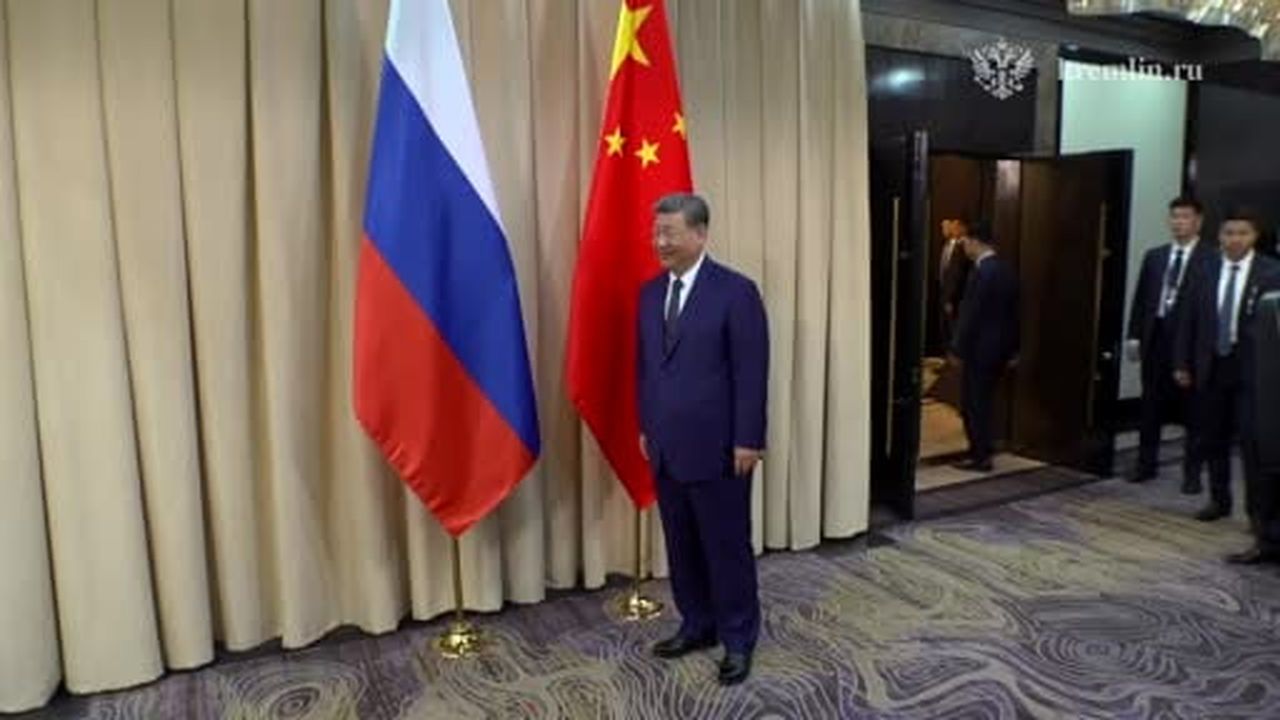 Rusya Devlet Başkanı Vladimir Putin, Çin Devlet Başkanı Xi Jinping ile yaptığı görüşmede, iki ülke...