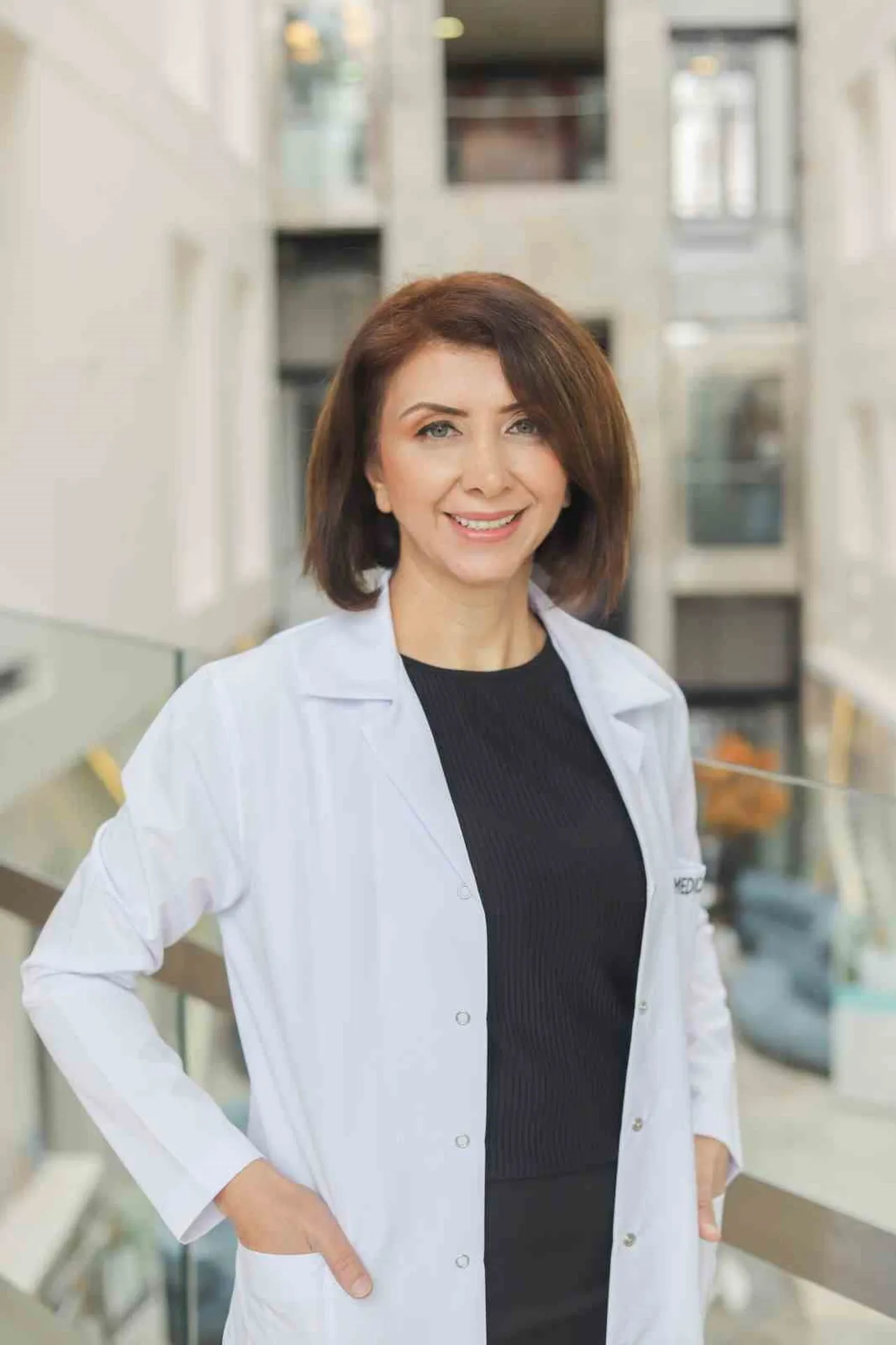 MEDİCANA SİVAS HASTANESİ ESTETİK CERRAHİ UZMANI DOÇ. DR. NEŞE KURT ÖZKAYA