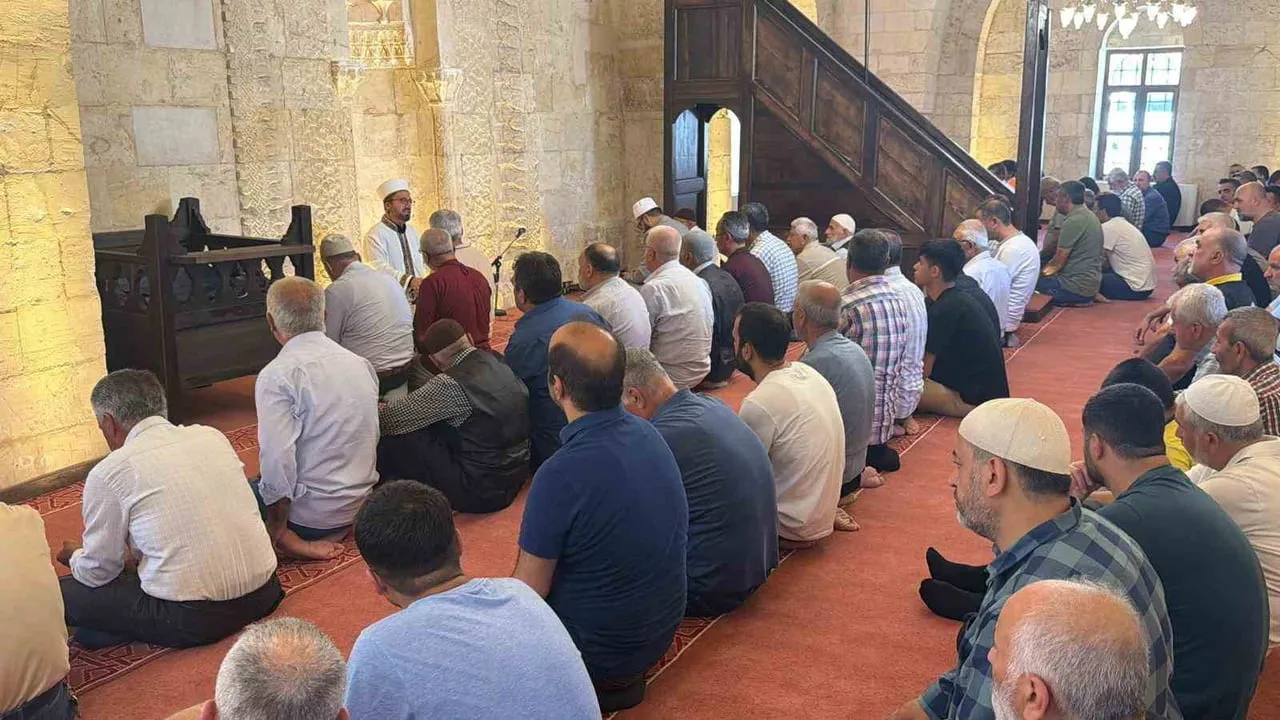 6 ŞUBAT 2023 DEPREMLERİNDE AĞIR HASAR GÖREN ADIYAMAN’DAKİ TARİHİ MUSALLA CAMİİ, RESTORASYONUN...