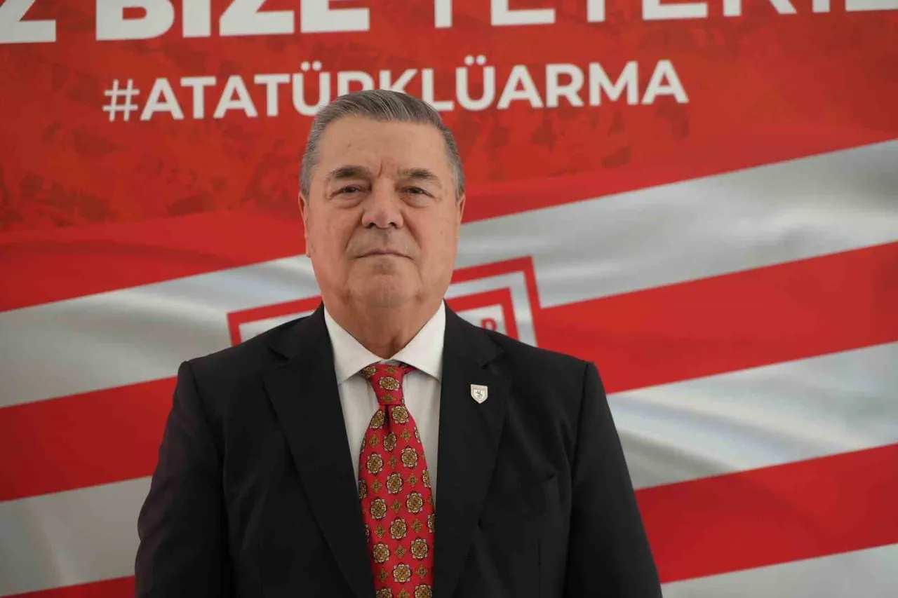 SAMSUNSPOR BAŞKAN VEKİLİ VEYSEL BİLEN, TARAFTARLARA SESLENEREK TRABZONSPOR MAÇIYLA BİRLİKTE...