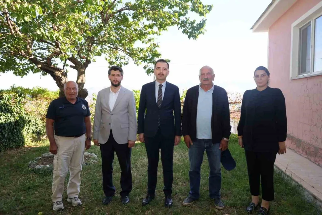 ÜZÜMLÜ’DE KIBRIS GAZİSİNE ZİYARET