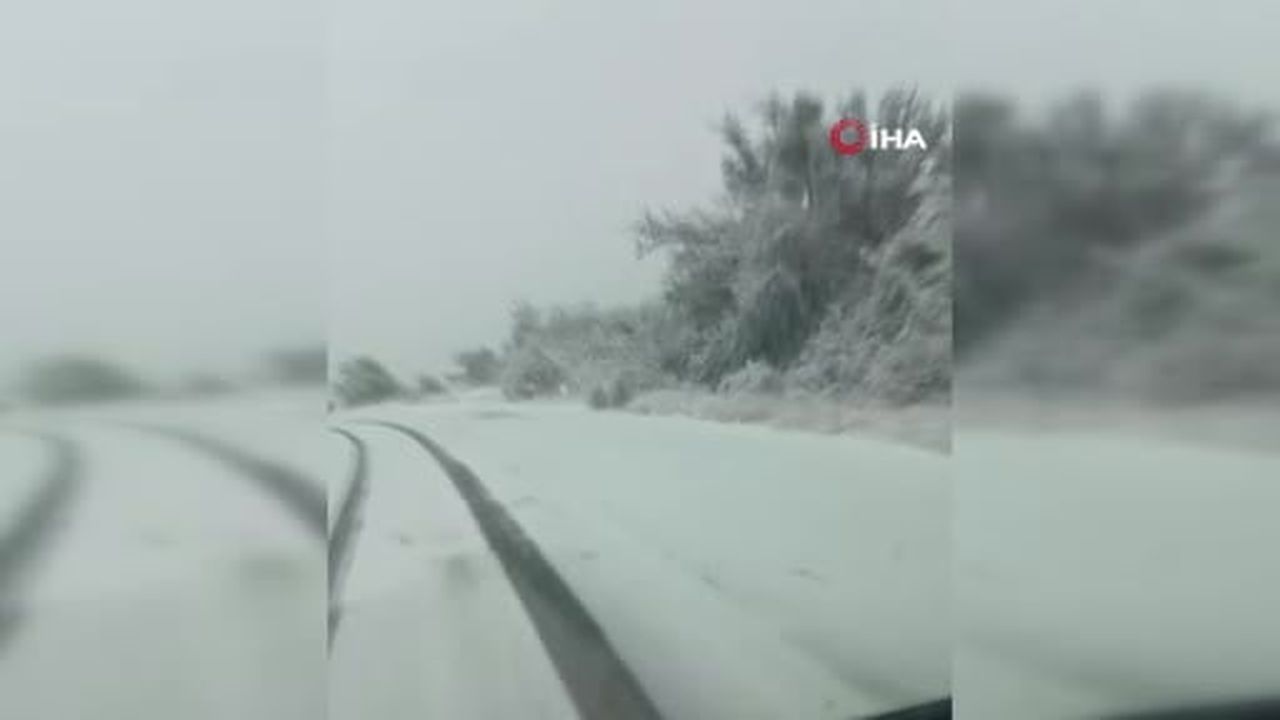 Ankara'nın yüksek kesimlerine kar yağdı