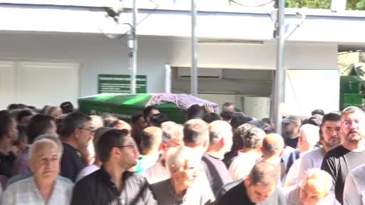 Gemi faciasında hayatını kaybeden hastane personeli Gülcan Gürel, Mersin'de son yolculuğuna...