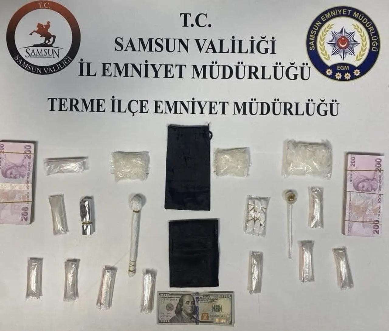 SAMSUN’UN TERME İLÇESİNDE POLİS EKİPLERİNİN UYUŞTURUCU OPERASYONUNDA 228,79 GRAM METAMFETAMİN...