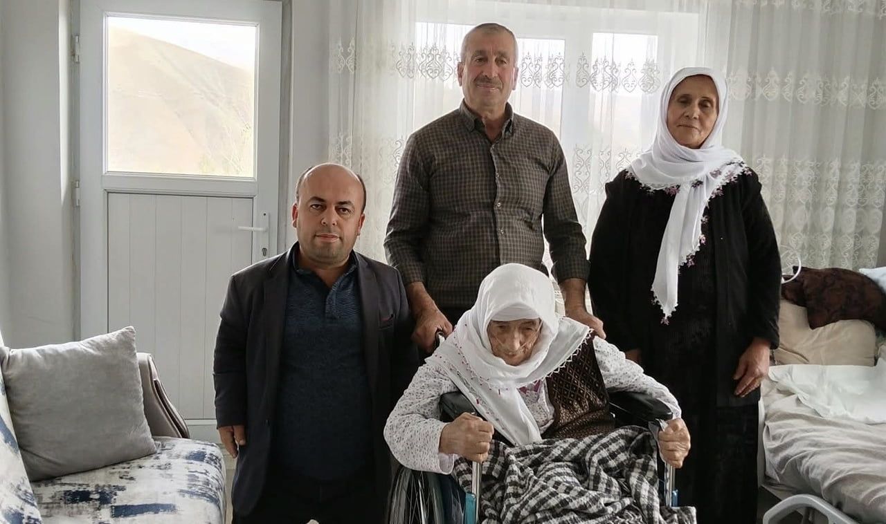 HAKKARİ YÜKSEKOVA ENGELLİ BİREYLERİ YARDIMLAŞMA VE DAYANIŞMA DERNEĞİ, İLÇEYE BAĞLI ESENDERE...