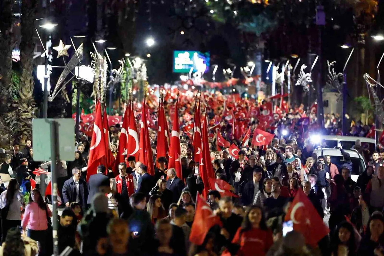 İZMİR BÜYÜKŞEHİR BELEDİYESİ, CUMHURİYET'İN İLANININ 103'ÜNCÜ YIL DÖNÜMÜ KUTLAMALARI KAPSAMINDA...