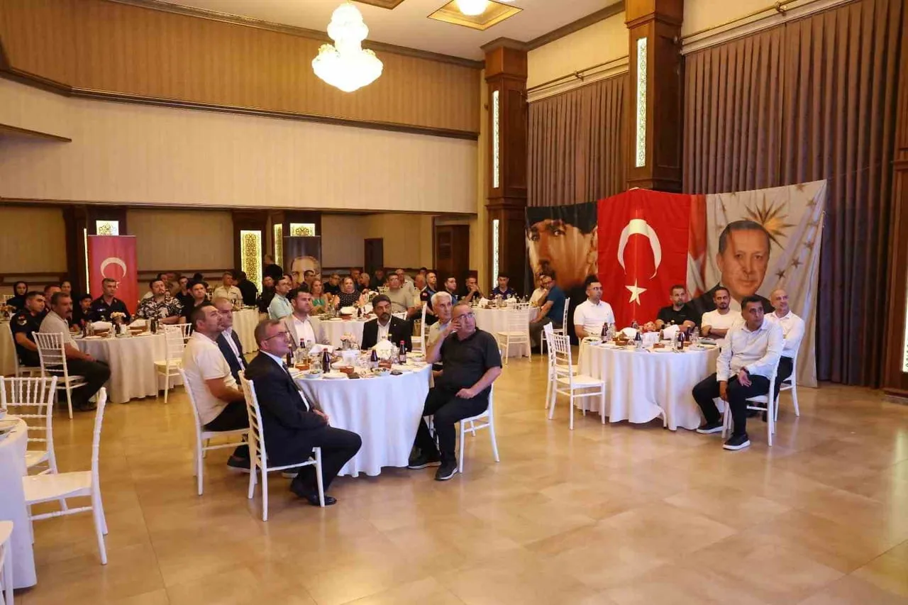 MERSİN’İN AKDENİZ İLÇESİNDE ZABITA TEŞKİLATI’NIN KURULUŞ YIL DÖNÜMÜ DOLAYISIYLA DÜZENLENEN...