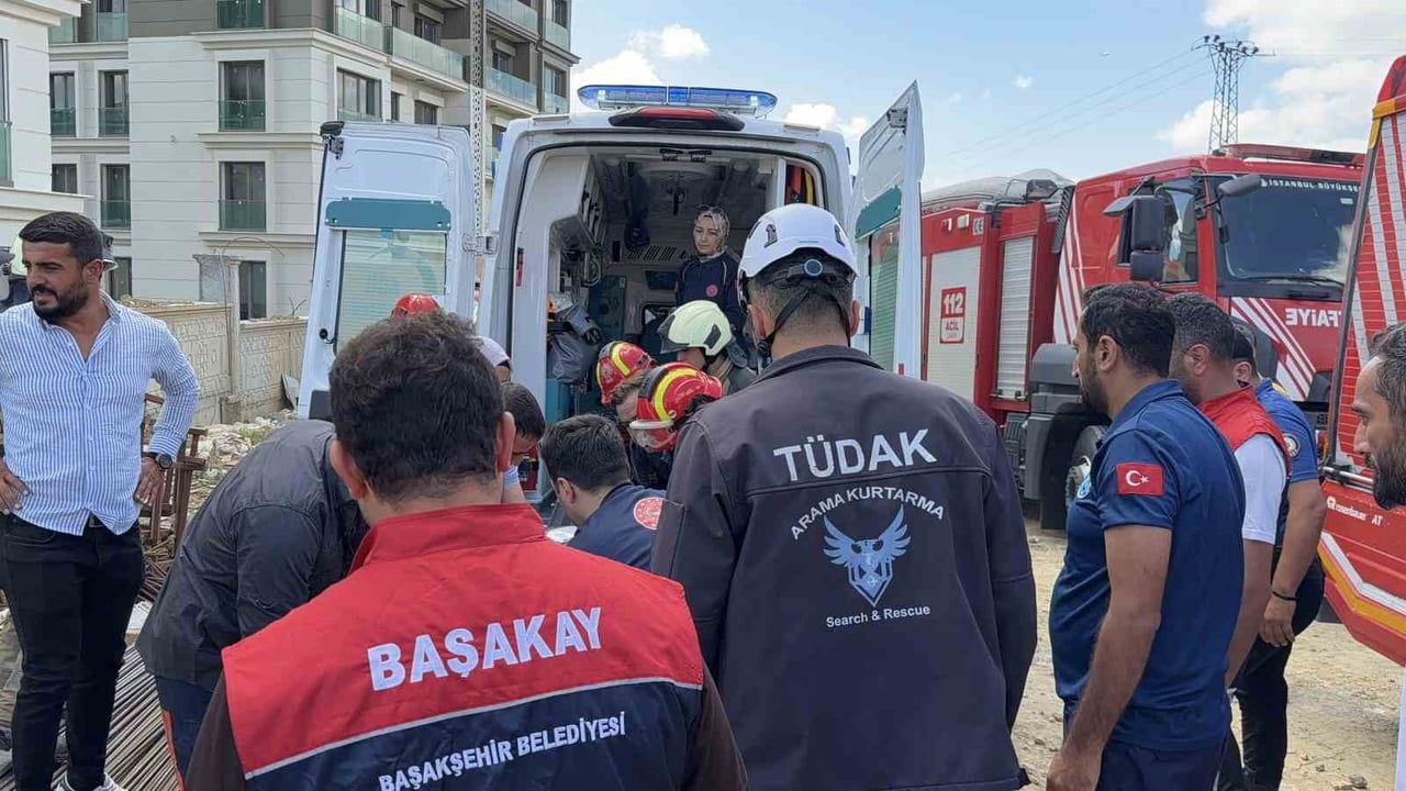 BAŞAKŞEHİR'DE İNŞAAT ALANINDA YAŞANAN GÖÇÜKTE TOPRAK ALTINDA KALAN İŞÇİNİN HAYATINI KAYBETTİĞİ...