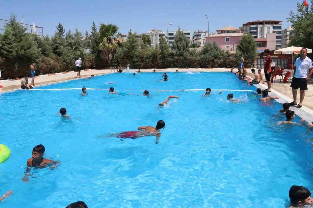 ŞANLIURFA'DA ETKİSİNİ ARTIRAN AŞIRI SICAKLARLA BİRLİKTE, SULAMA KANALLARINDA YAŞANABİLECEK BOĞULMA...