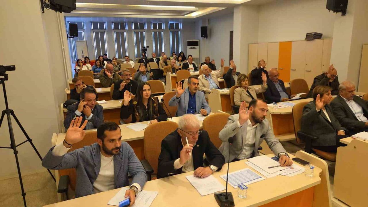SAMSUN’UN ATAKUM BELEDİYESİ’NDE TEMİNAT MEKTUBU SONRASI ÇEKİLEN KREDİLERLE 5 AYA KADAR BİRİKMİŞ...