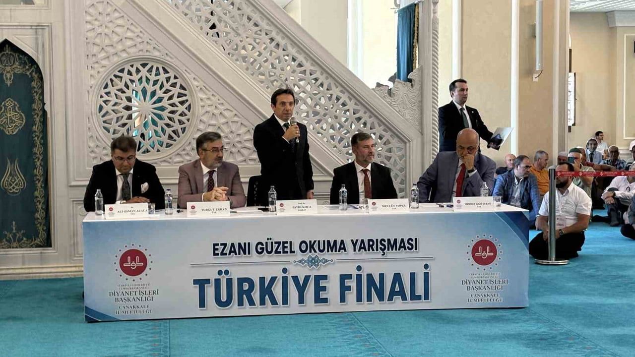 DİN GÖREVLİLERİ ARASI EZANI GÜZEL OKUMA YARIŞMASI, ÇANAKKALE'DE DÜZENLENDİ