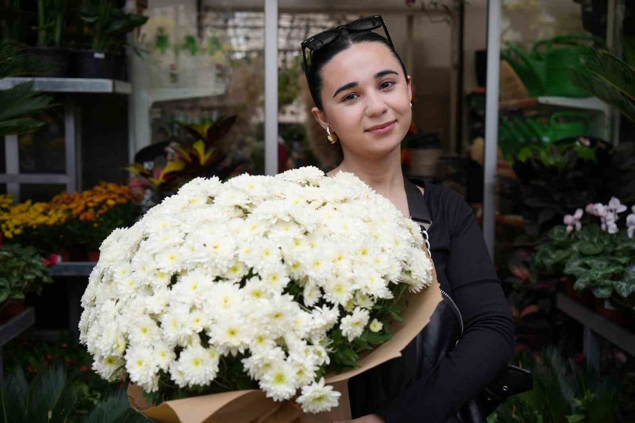 EYLÜL AYINDA EN ÇOK TERCİH EDİLEN ÇİÇEKLER KASIMPATI VE SIKLAMEN OLUYOR