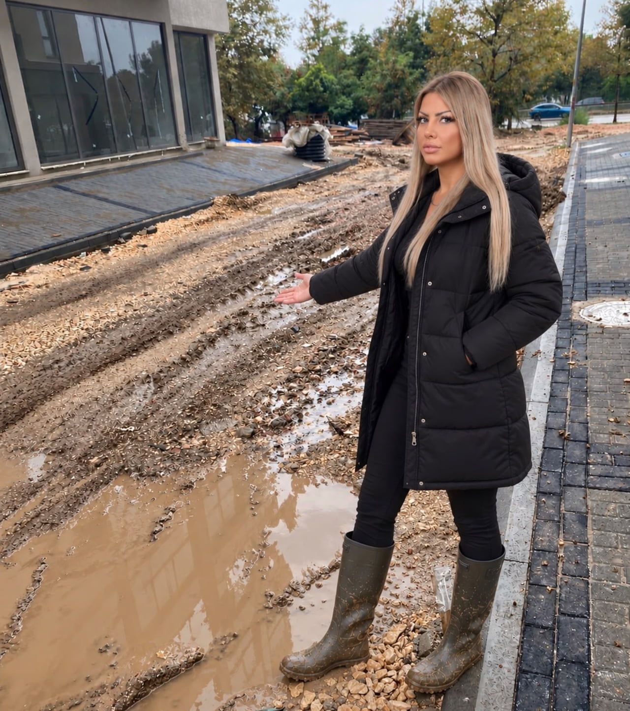 1050 KONUTLAR’DA 1.400 DAİRE TESLİM EDİLDİ: 5 BİN HANENİN YAŞAYACAĞI BÖLGEDE ALTYAPI ÇAĞRISI...
