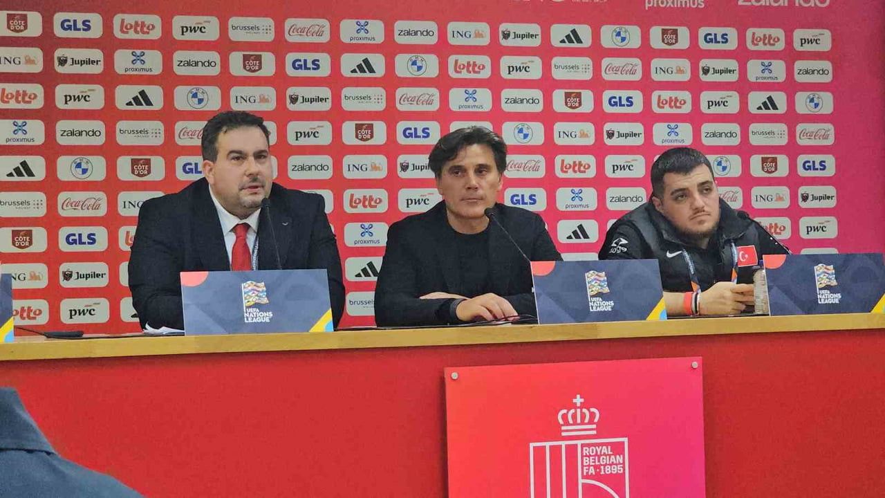 A MİLLİ TAKIM TEKNİK DİREKTÖRÜ VİNCENZO MONTELLA, BELÇİKA KARŞISINDA MAÇIN BAŞINDAN SONUNA KADAR...