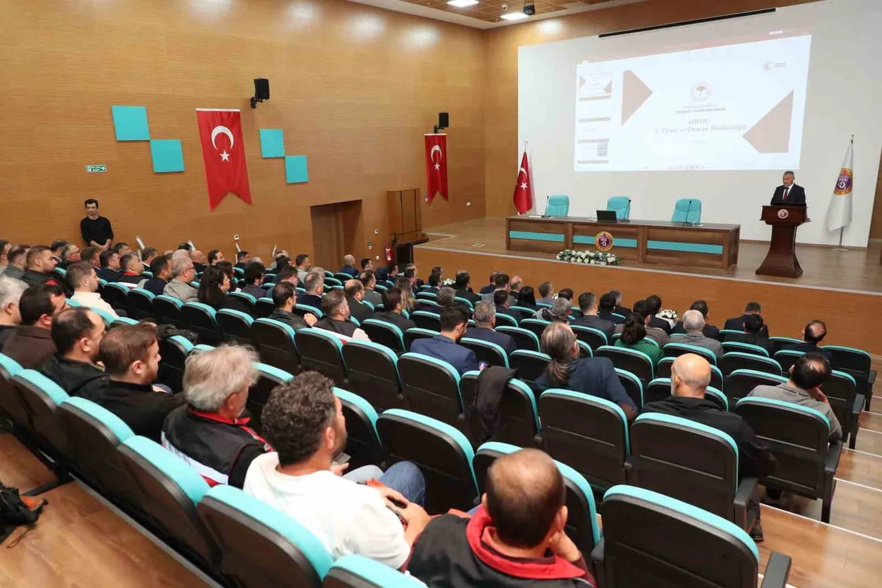 TOPLANTIDA, 2026 YILINDA 300 BİN SAMURAY ARISININ DOĞAYA SALINDIĞI, 113 BİN 800 FEROMON TUZAĞININ...