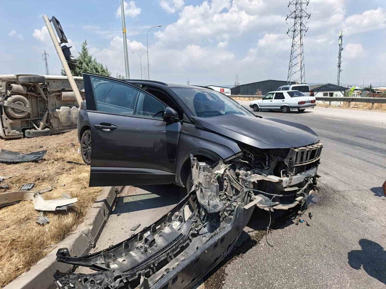 KAHRAMANMARAŞ'TA MEYDANA GELEN TRAFİK KAZASINDA 3 KİŞİ YARALANDI