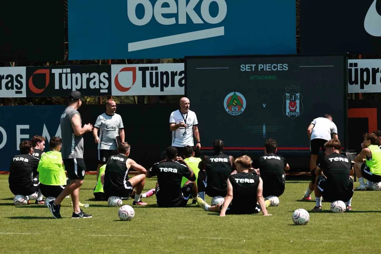 BEŞİKTAŞ, TRENDYOL SÜPER LİG'İN 2. HAFTASINDA DEPLASMANDA CORENDON ALANYASPOR İLE OYNAYACAĞI...