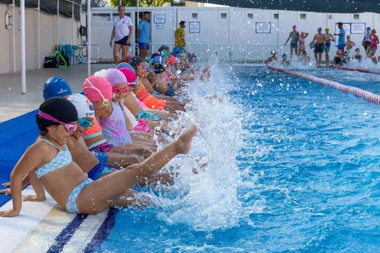 MERSİN’DE 15 HAZİRAN’DA BAŞLAYAN YÜZME KURSLARINDA 5. DÖNEM TAMAMLANDI. KURSLARDA BUGÜNE KADAR BİN...