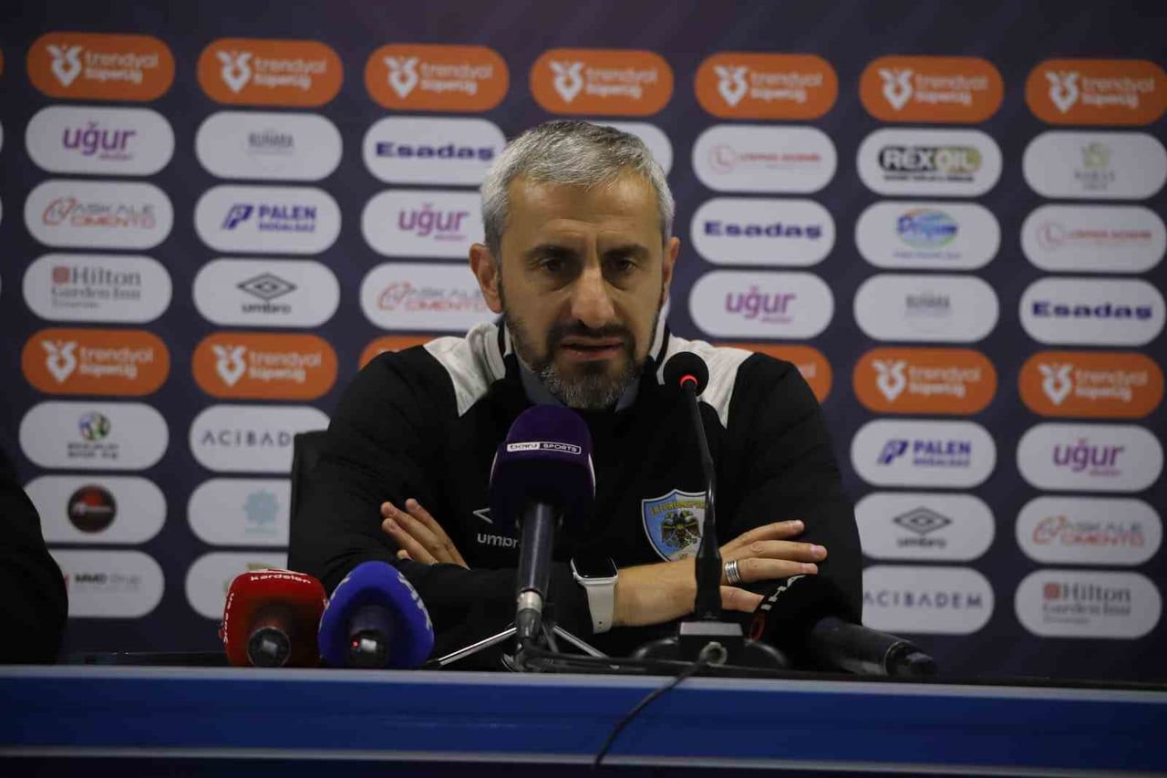 ERZURUMSPOR FK TEKNİK DİREKTÖRÜ SERKAN ÖZBALTA